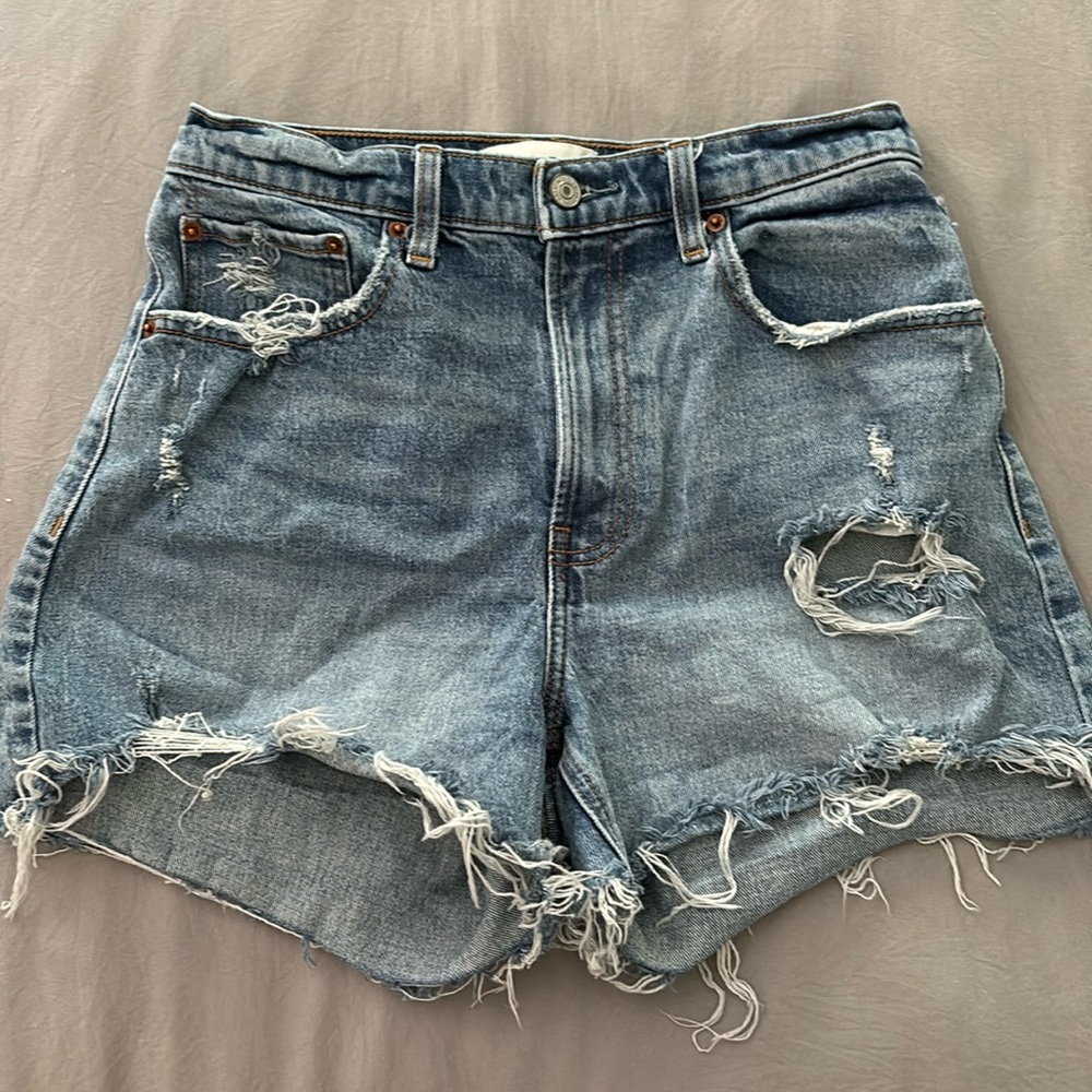 Abercrombie 4” shorts curve love